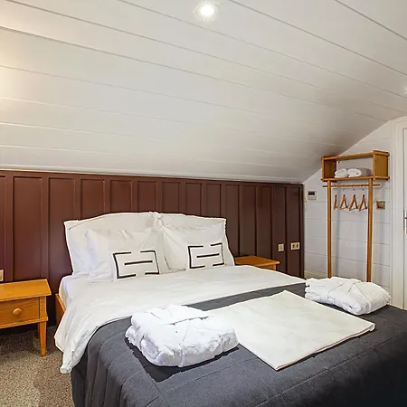 Mansion Miliá Hotel Adalar