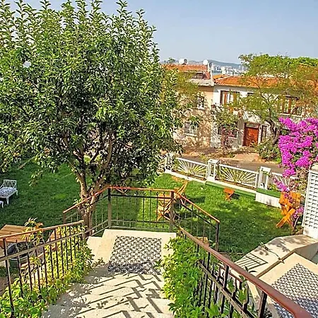 Mansion Milia Boutique Hotel *